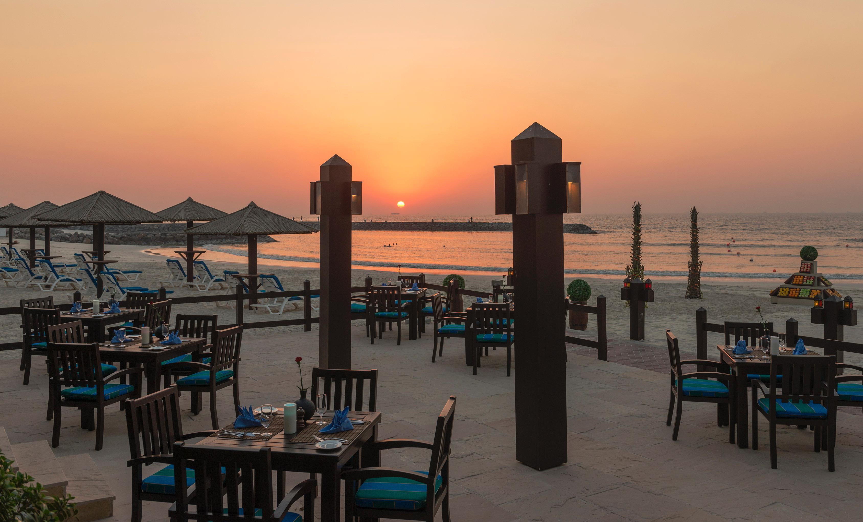 Coral Beach Resort Sharjah Exterior foto